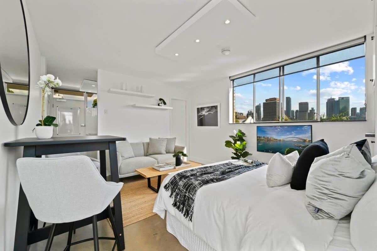 Modern Potts Point *