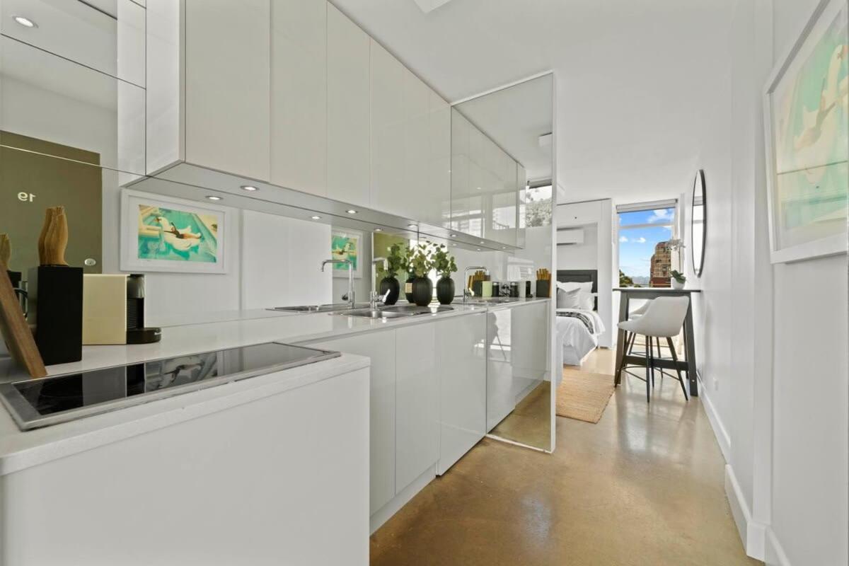 Modern Potts Point Apartment Sydney